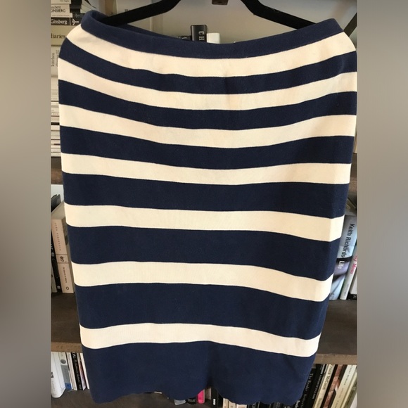 EUC J. Crew Navy and Cream Striped Structured Stretchy Pencil Skirt Size M - Picture 4 of 8